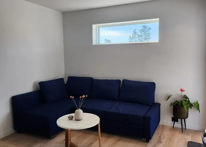 Apartment Modern Med Fin Utsikt Fra Terrassen Lillesand