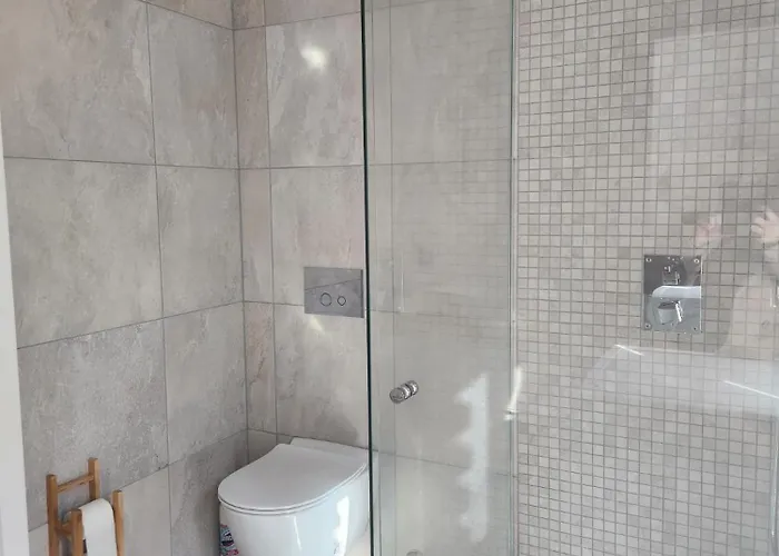 Leilighet Modern Med Fin Utsikt Fra Terrassen Lillesand